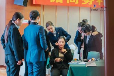 學禮儀 塑形象 筑邦鴻——鴻升商務禮儀培訓效果顯著，賦能專業禮儀服務
